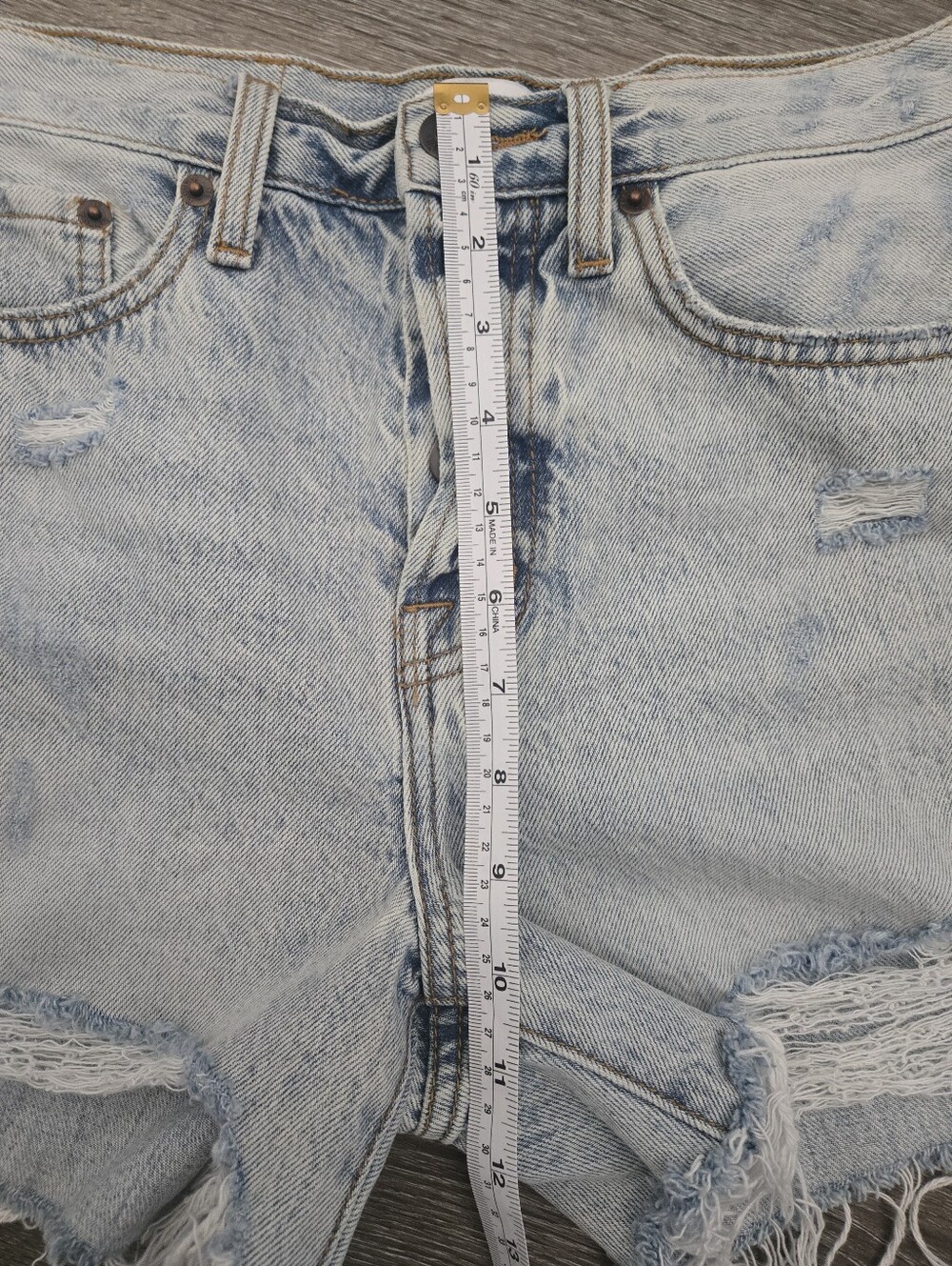 Pistola Distressed Light Wash Denim Shorts Size 25 - Picture 14 of 14